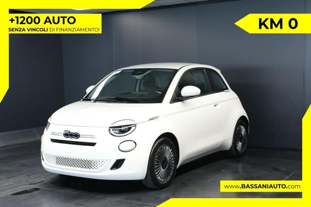 Fiat 500 Berlina Hybrid Torino, del 2026, in vendita a ARSIè (BL)