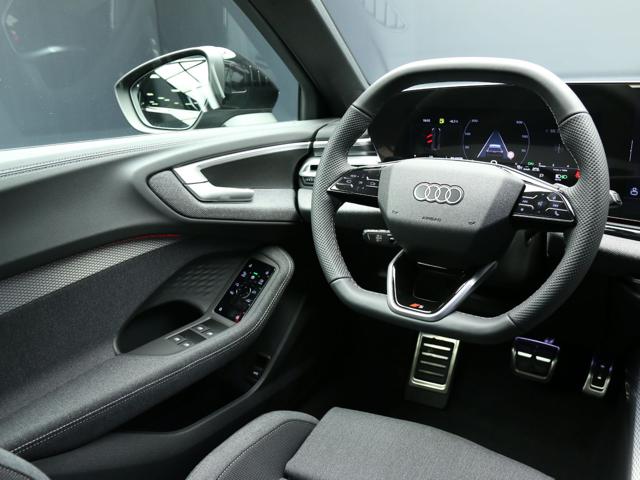 Audi A5 Avant TDI 204CV mHEV+ S tronic S line Edition, del 2025, in vendita a ARSIè (BL)