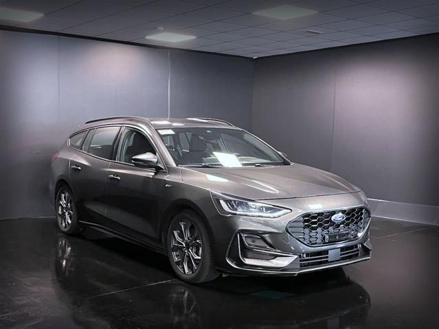 Ford Focus 1.5 EcoBlue 120 CV automatico SW ST-Line - foto 3 di 15