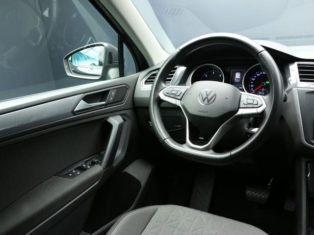 Volkswagen Tiguan 2.0 TDI 150CV DSG Life usato a ARSIè