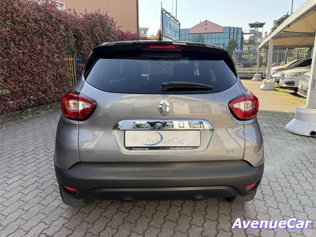 Renault Captur 1.2 tce energy R-Link AUTOMATICA TELECAMERA NAVI, del 2014, 90.000 km, in vendita a Monza (MB)