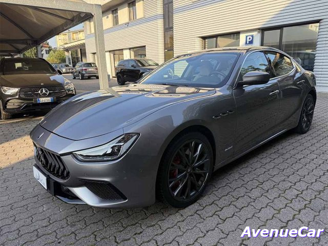Maserati Ghibli Gransport IVA ESPOSTA CERCHI 20'' TELECAMERA FULL usato a MONZA
