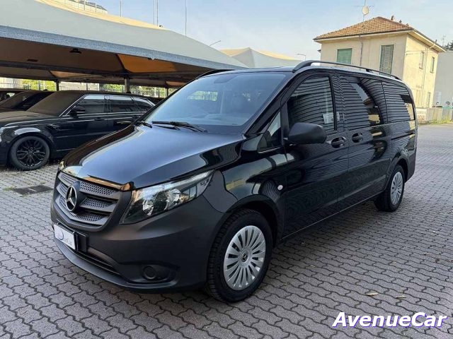 Mercedes-Benz Vito 2.0 116 CDI Tourer Long 9 POSTI TELECAMERA PELLE usato a MONZA