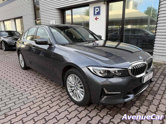 BMW 320 330 i xdrive Luxury BERLINA CILINDRATA 2.000 - foto 3 di 4