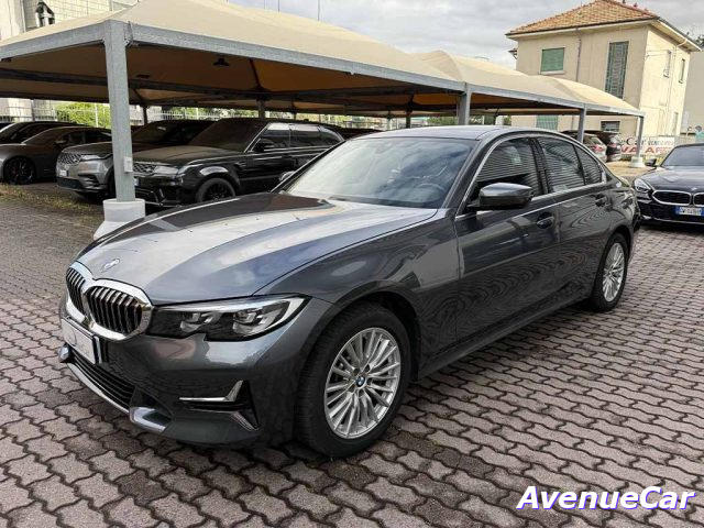 BMW 320 330 i xdrive Luxury BERLINA CILINDRATA 2.000 usato a MONZA