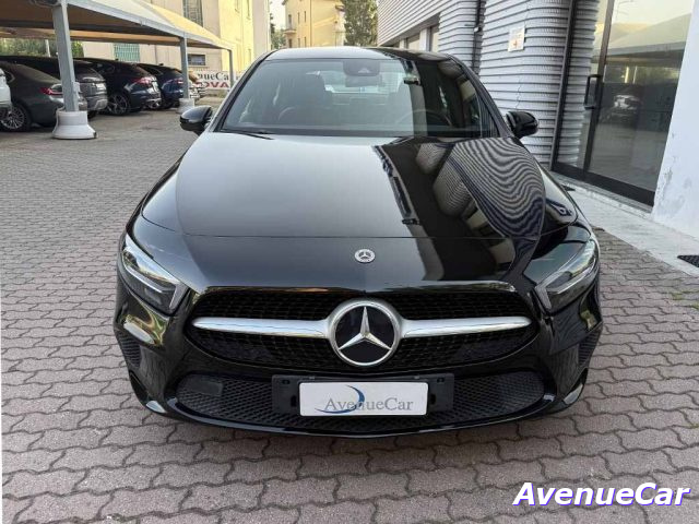 Mercedes-Benz A 180 Sport BERLINA TELECAMERA IVA ESPOSTA PREZZO REALE - foto 2 di 4