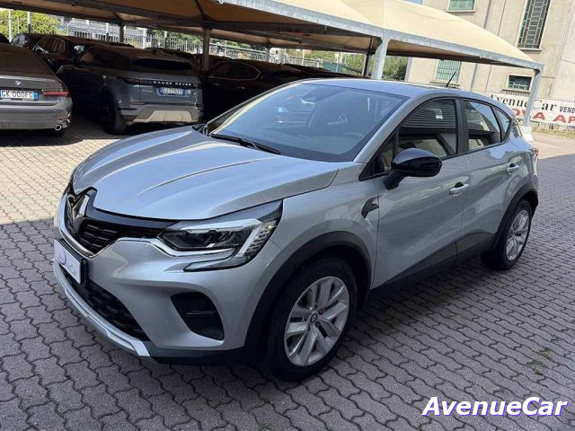 Renault Captur 1.6 E-Tech full hybrid HEV Equilibre 145cv usato a MONZA