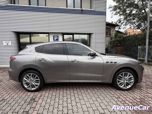 Maserati Levante MHEV GT CERCHI 20'' PREZZO REALE IVA ESPOSTA - foto 4 di 4