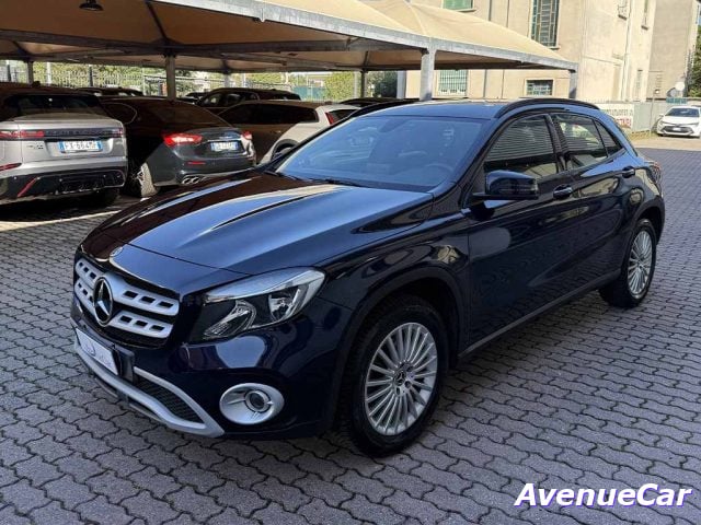 Mercedes-Benz GLA 180 d SPORT TELECAMERA NAVIGATORE SEDILI SPORTIVI, del 2017, 109.000 km, in vendita a Monza (MB)