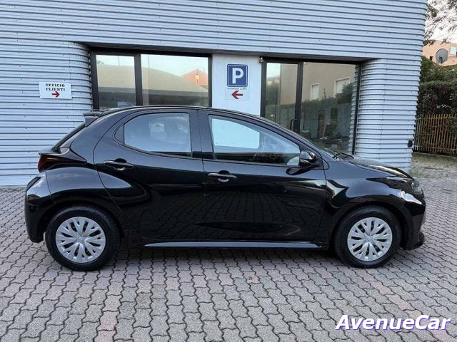Toyota Yaris 1.5h TELECAMERA PREZZO REALE NO VINCOLI FINANZIARI - foto 4 di 4
