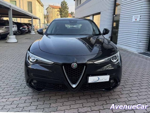 Alfa Romeo Stelvio Q4 EXECUTIVE PELLE TELECAMERA 19'' PREZZO REALE - foto 2 di 4