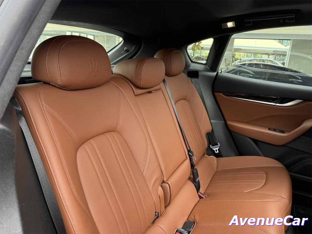 Maserati Levante MHEV GT TETTO APRIBILE CERCHI 20'' IVA ESPOSTA usato a MONZA