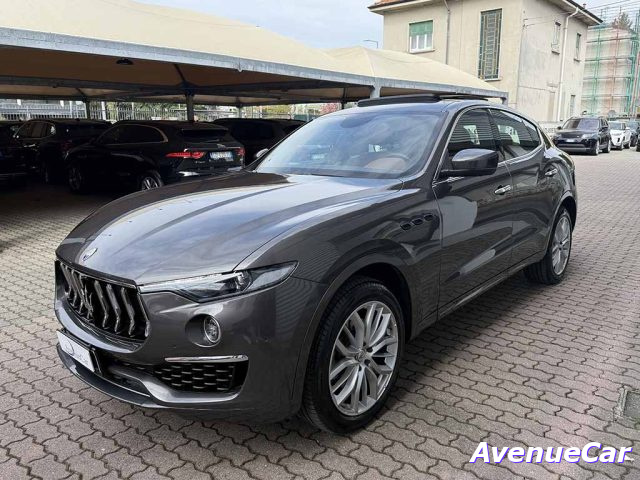 Maserati Levante MHEV GT TETTO APRIBILE CERCHI 20'' IVA ESPOSTA usato a MONZA