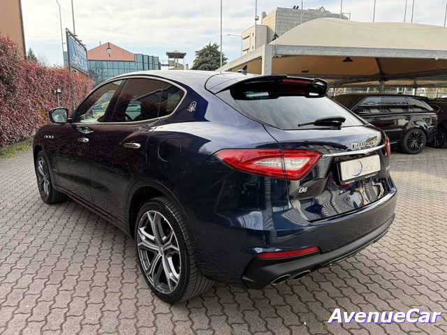 Maserati Levante GRANSPORT TELECAMERA CERCHI 21'' IVA ESPOSTA usato a MONZA