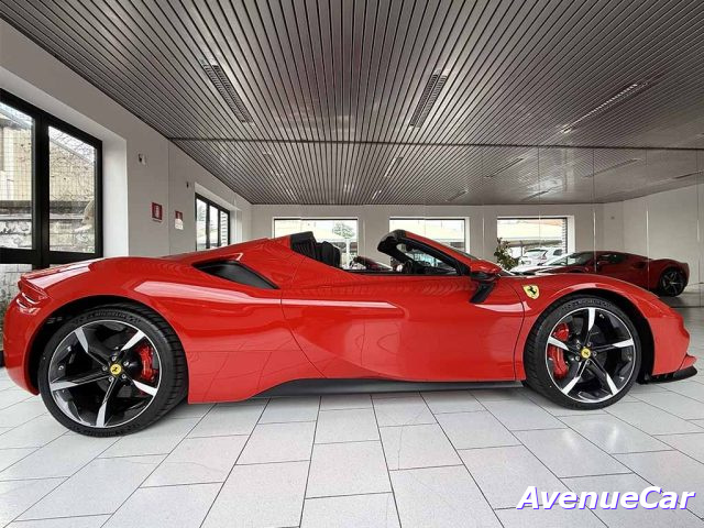 Ferrari SF90 Spider VISIBILE IN SEDE UFFICIALE ITALIANA IVA ESP usato a MONZA