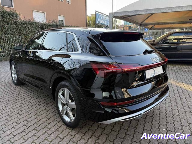 Audi e-tron 50 S line SLINE quattro TELECAMERA CERCHI 20'', del 2021, 27.000 km, in vendita a Monza (MB)