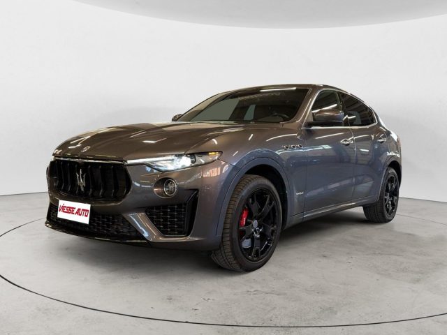 Maserati Levante Gransport usato a MILANO