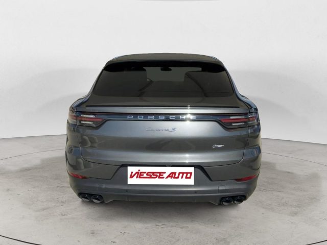 Porsche Cayenne Coup� - foto 4 di 4