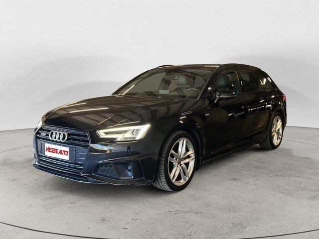 Audi A4 AVANT quattro usato a MILANO