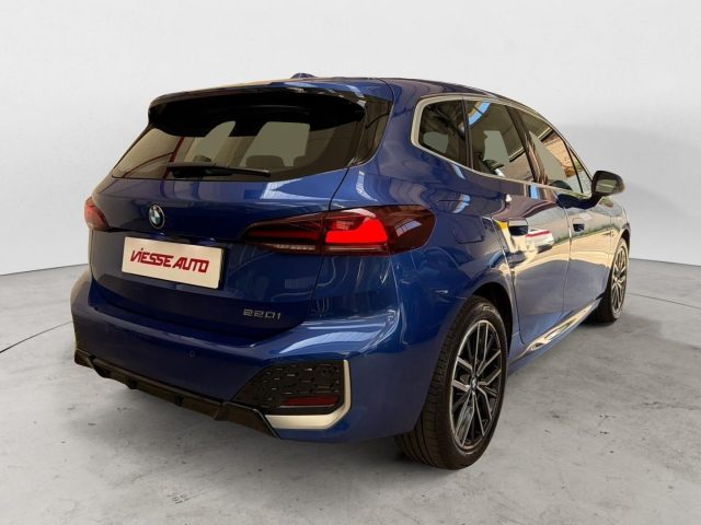 BMW 220 i Active Tourer mhev 48V Msport auto - foto 4 di 4