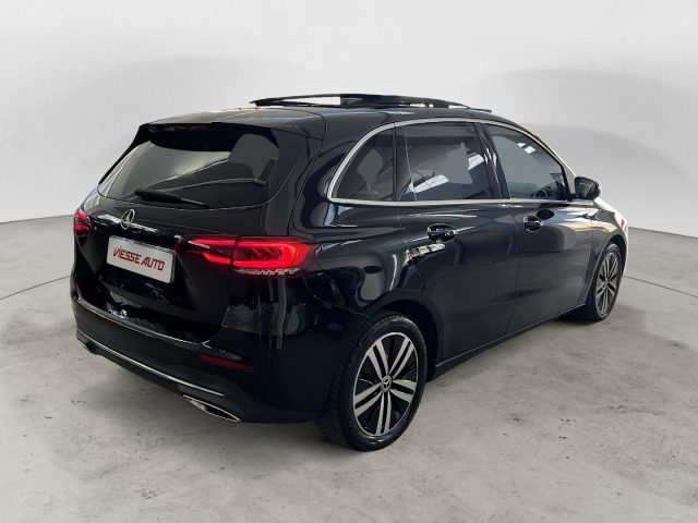 Mercedes-Benz B 180 SPORT - foto 4 di 4