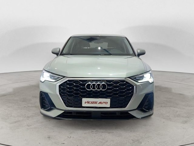 Audi Q3 150 CV - foto 2 di 4