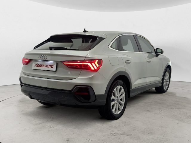 Audi Q3 150 CV - foto 4 di 4