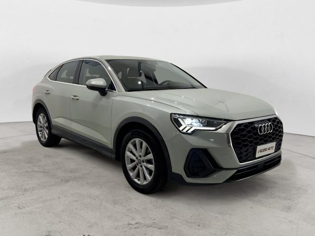 Audi Q3 150 CV - foto 3 di 4