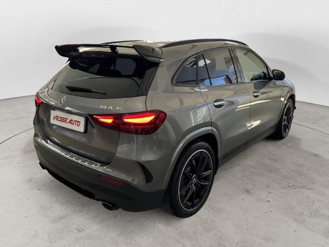 Mercedes-Benz GLA 35 AMG - foto 4 di 4