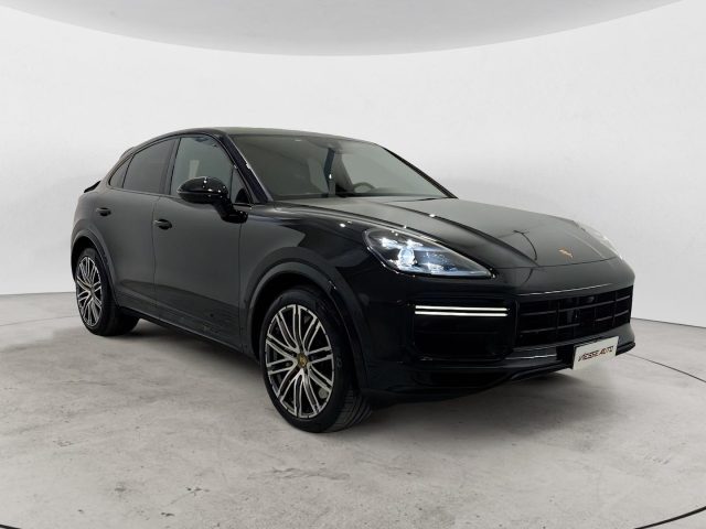 Porsche Cayenne COUPE' 4.0 V8 TURBO UNIPRO - foto 3 di 4
