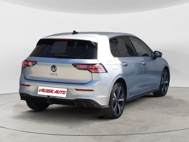 Volkswagen Golf GTE - foto 3 di 5