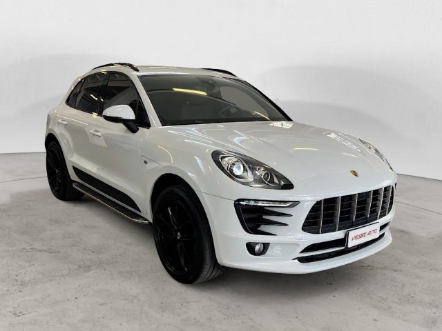Porsche Macan Pure White - foto 3 di 4