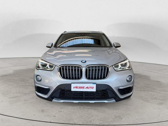 BMW X1 18d Xdrive X line - foto 2 di 4