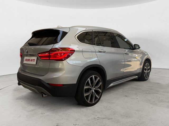BMW X1 18d Xdrive X line - foto 4 di 4