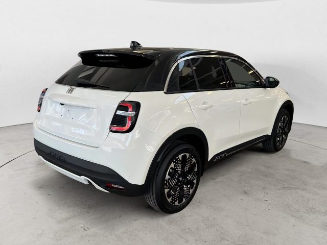 Fiat 600 HYBRID LA PRIMA KM ZER0 - foto 4 di 4