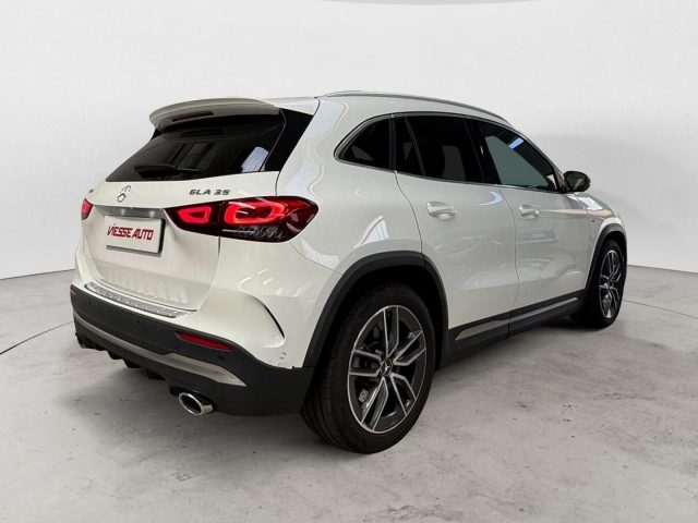 Mercedes-Benz GLA 35 AMG 4 Matic - foto 4 di 18