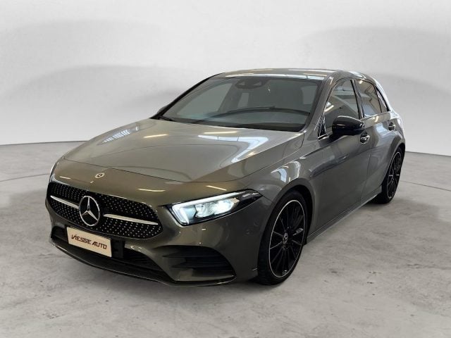 Mercedes-Benz A 250 4Matic AMG Line, del 2021, 16.800 km, in vendita a Milano (MI)