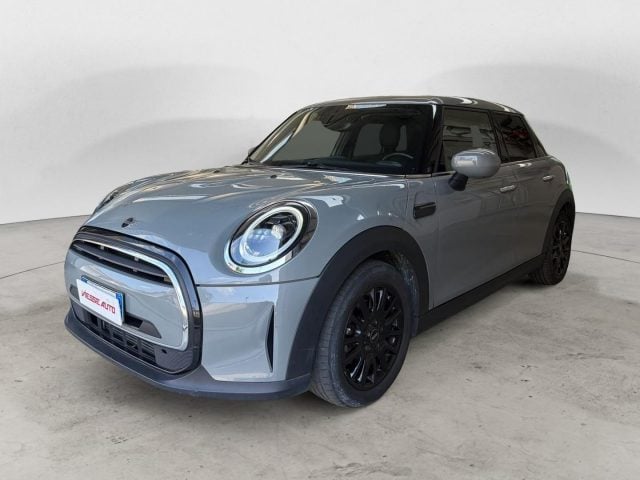 MINI One 5p 1.5 Essential 75cv | MOONWALK GREY! NEOPATENTAT, del 2022, 49.000 km, in vendita a Milano (MI)