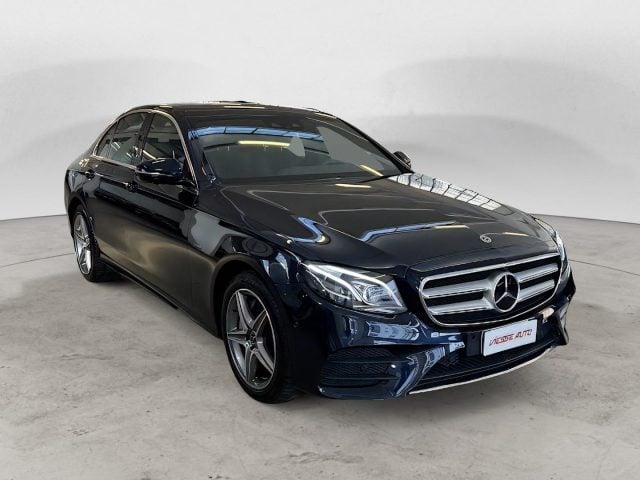 Mercedes-Benz E 300 E 300 de Sport e q power - foto 3 di 4