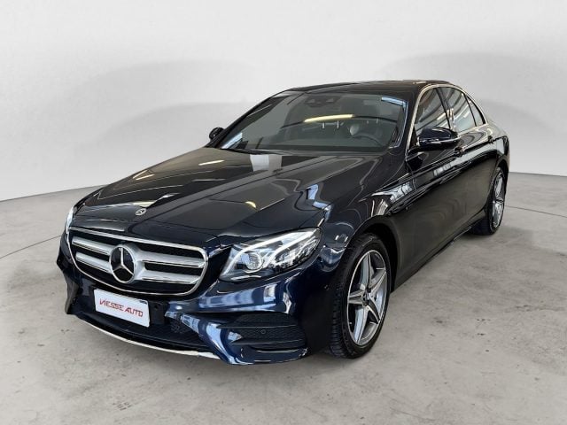 Mercedes-Benz E 300 E 300 de Sport e q power, del 2020, 60.600 km, in vendita a Milano (MI)