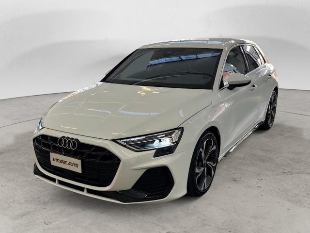 Audi A3 Restyling line edition mhev, del 2024, 13.900 km, in vendita a Milano (MI)