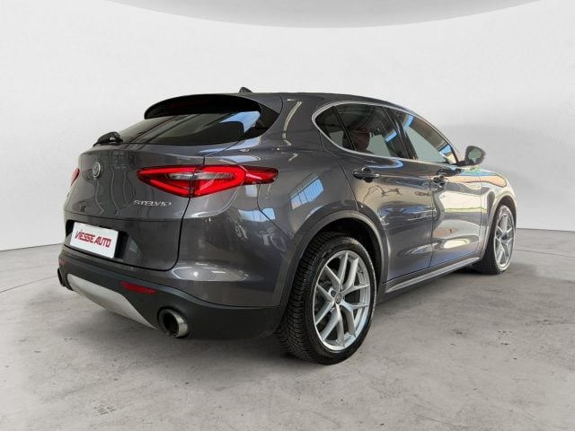 Alfa Romeo Stelvio 280 CV Q4 EXECUTIVE - foto 4 di 4