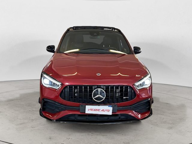 Mercedes-Benz GLA 35 AMG - foto 2 di 4