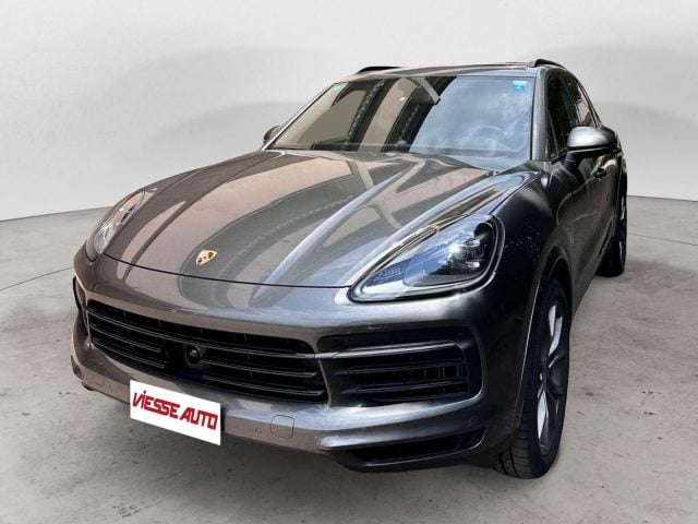 Porsche Cayenne, del 2020, 73.000 km, in vendita a Milano (MI)