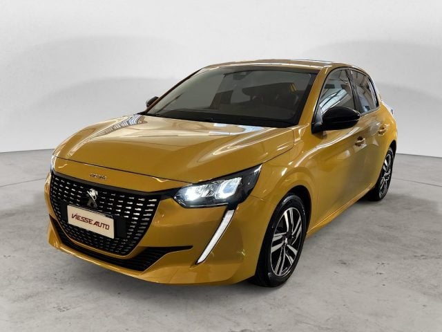 Peugeot 208 ALLURE, del 2022, 96.700 km, in vendita a Milano (MI)