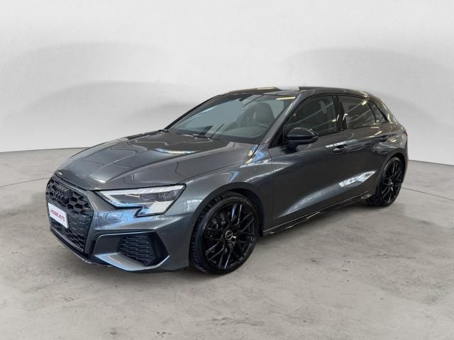 Audi S3 TETTO, del 2023, 54.100 km, in vendita a Milano (MI)
