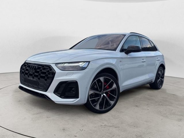 Audi Q5 Quattro S line, del 2021, 69.000 km, in vendita a Milano (MI)