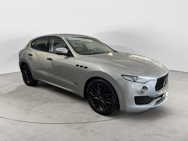 Maserati Levante GranLusso - foto 3 di 4
