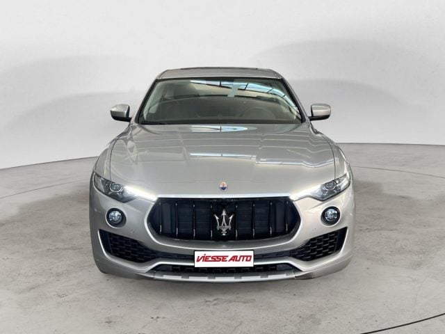 Maserati Levante GranLusso - foto 2 di 4