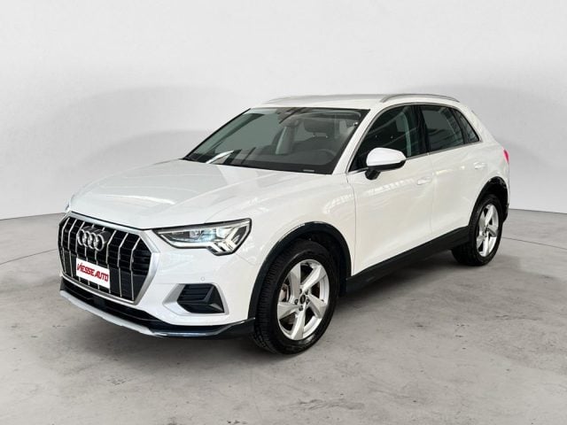 Audi Q3 Business advanced 4 s-tronic, del 2023, 90.000 km, in vendita a Milano (MI)